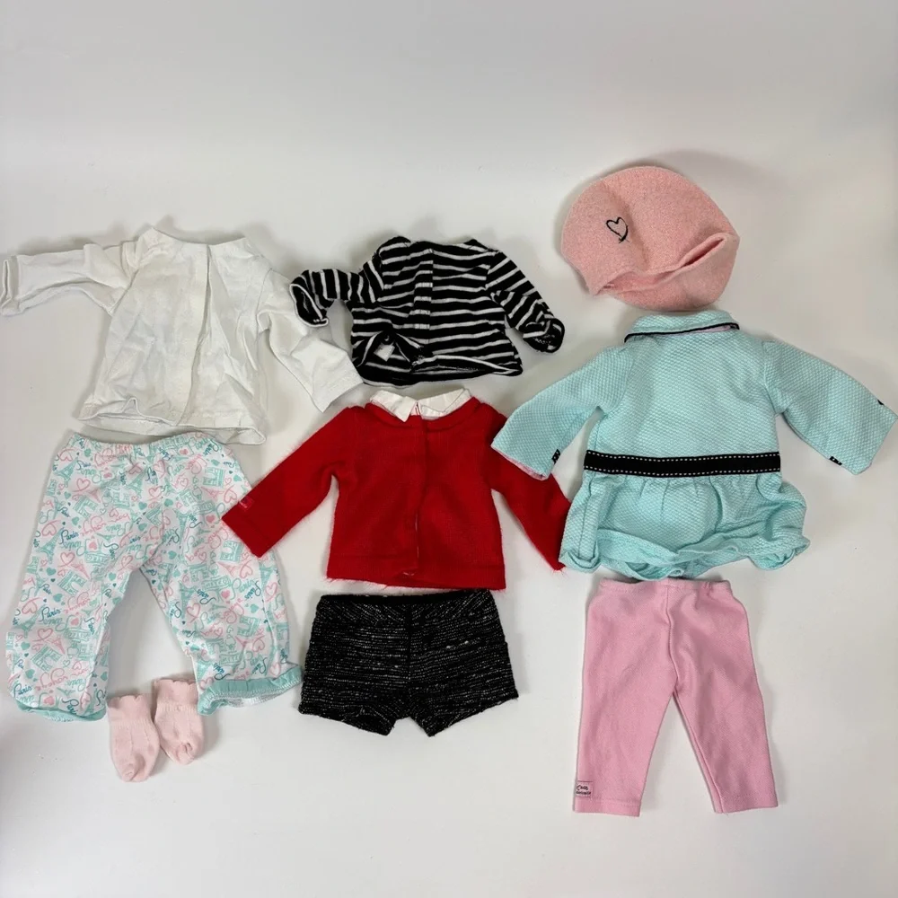 American Girl RETIRED Grace Clothing Lot Set Travel Coat Pants City Beret PJs‎